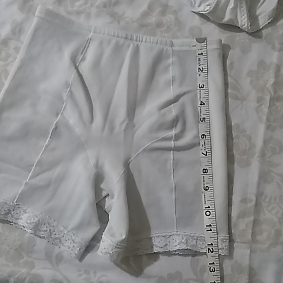 Flexees by Maidenform - Picture 6 of 7